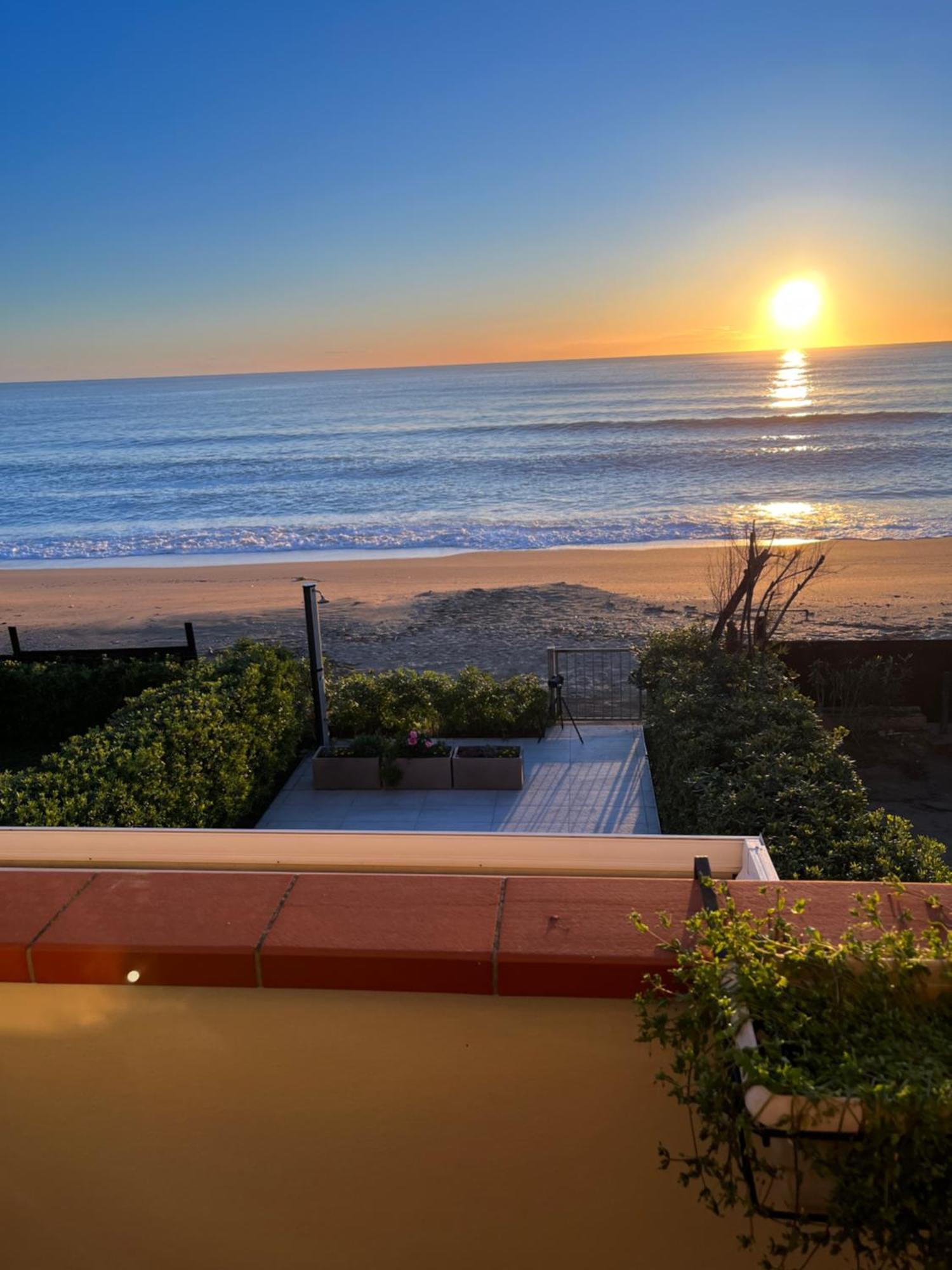 Villa Casamare Una Casa Sulla Spiaggia Nelle Marche à Porto Potenza Picena Extérieur photo